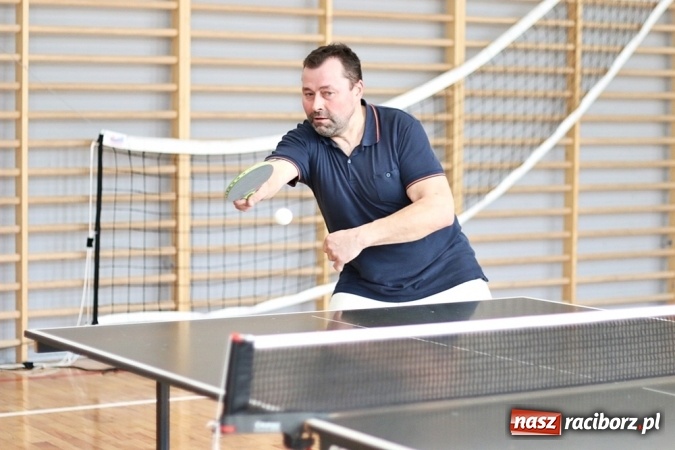 Zdjęcie w galerii na portalu naszraciborz.pl: Mistrzostwa Przedsiębiorstwa Majnusz w tenisie wiadomości z regionu