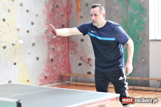 Zdjęcie w galerii na portalu naszraciborz.pl: Mistrzostwa Przedsiębiorstwa Majnusz w tenisie wiadomości z regionu