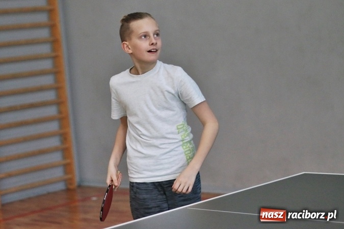 Zdjęcie w galerii na portalu naszraciborz.pl: Mistrzostwa Przedsiębiorstwa Majnusz w tenisie wiadomości z regionu