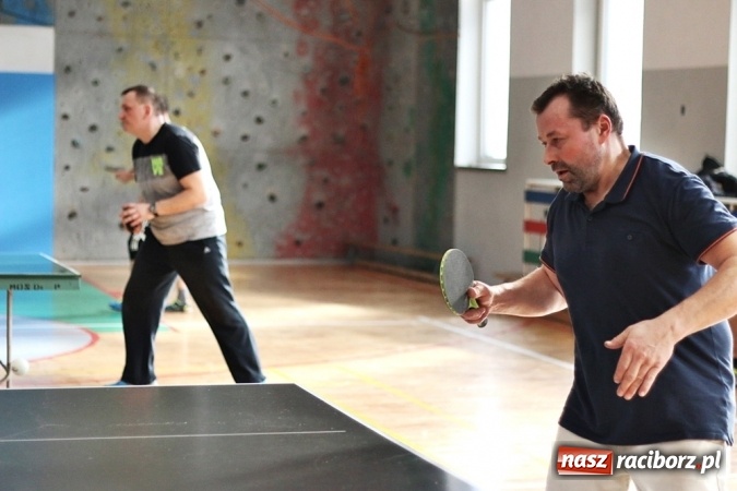 Zdjęcie w galerii na portalu naszraciborz.pl: Mistrzostwa Przedsiębiorstwa Majnusz w tenisie wiadomości z regionu