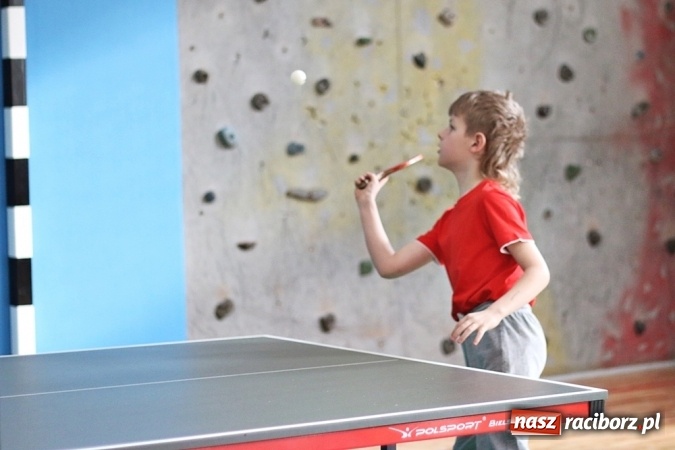 Zdjęcie w galerii na portalu naszraciborz.pl: Mistrzostwa Przedsiębiorstwa Majnusz w tenisie wiadomości z regionu