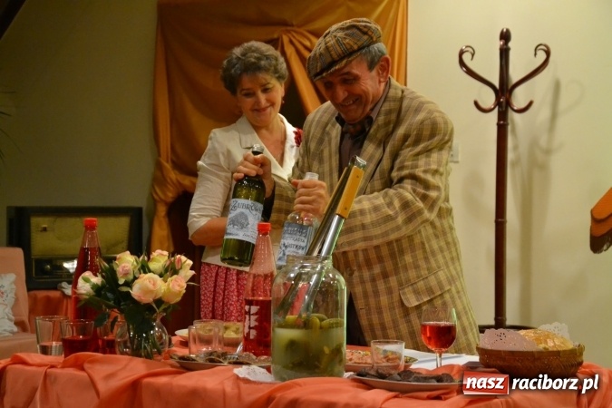 Zdjęcie w galerii na portalu naszraciborz.pl: Lwowska muzyka, przepiękne stroje i dekoracje, czyli Lwowska domówka na Zamku Piastowskim  wiadomości z regionu