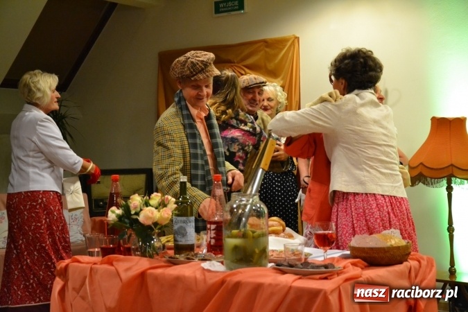 Zdjęcie w galerii na portalu naszraciborz.pl: Lwowska muzyka, przepiękne stroje i dekoracje, czyli Lwowska domówka na Zamku Piastowskim  wiadomości z regionu