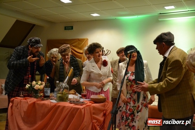 Zdjęcie w galerii na portalu naszraciborz.pl: Lwowska muzyka, przepiękne stroje i dekoracje, czyli Lwowska domówka na Zamku Piastowskim  wiadomości z regionu