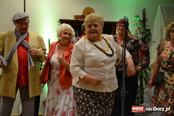 Zdjęcie w galerii na portalu naszraciborz.pl: Lwowska muzyka, przepiękne stroje i dekoracje, czyli Lwowska domówka na Zamku Piastowskim  wiadomości z regionu