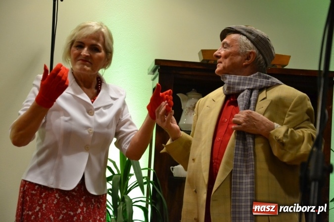 Zdjęcie w galerii na portalu naszraciborz.pl: Lwowska muzyka, przepiękne stroje i dekoracje, czyli Lwowska domówka na Zamku Piastowskim  wiadomości z regionu