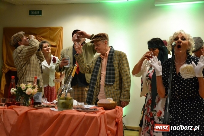 Zdjęcie w galerii na portalu naszraciborz.pl: Lwowska muzyka, przepiękne stroje i dekoracje, czyli Lwowska domówka na Zamku Piastowskim  wiadomości z regionu