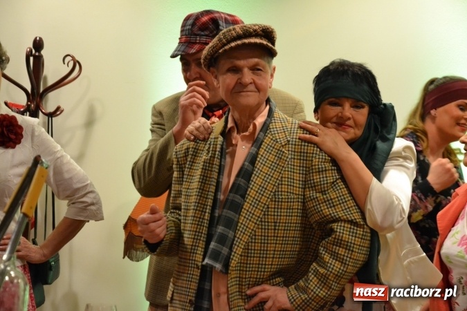 Zdjęcie w galerii na portalu naszraciborz.pl: Lwowska muzyka, przepiękne stroje i dekoracje, czyli Lwowska domówka na Zamku Piastowskim  wiadomości z regionu