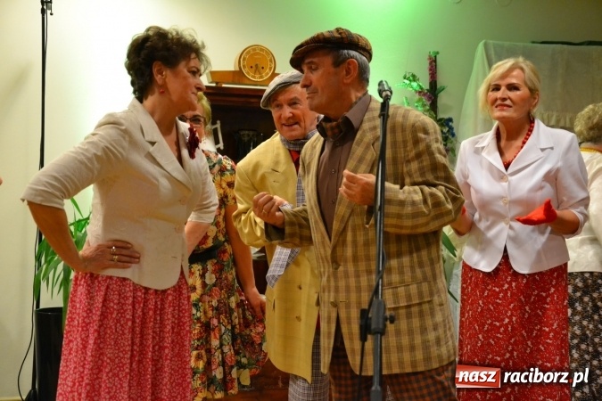 Zdjęcie w galerii na portalu naszraciborz.pl: Lwowska muzyka, przepiękne stroje i dekoracje, czyli Lwowska domówka na Zamku Piastowskim  wiadomości z regionu