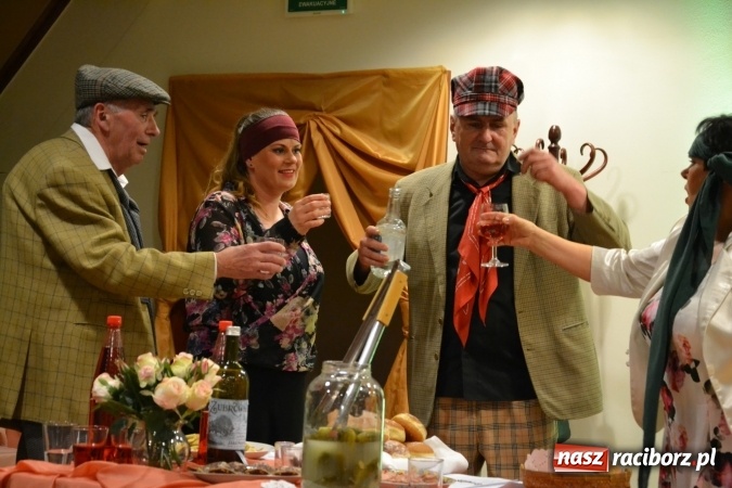 Zdjęcie w galerii na portalu naszraciborz.pl: Lwowska muzyka, przepiękne stroje i dekoracje, czyli Lwowska domówka na Zamku Piastowskim  wiadomości z regionu