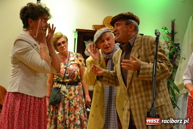 Zdjęcie w galerii na portalu naszraciborz.pl: Lwowska muzyka, przepiękne stroje i dekoracje, czyli Lwowska domówka na Zamku Piastowskim  wiadomości z regionu