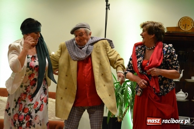 Zdjęcie w galerii na portalu naszraciborz.pl: Lwowska muzyka, przepiękne stroje i dekoracje, czyli Lwowska domówka na Zamku Piastowskim  wiadomości z regionu