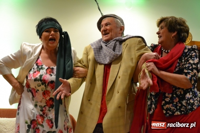 Zdjęcie w galerii na portalu naszraciborz.pl: Lwowska muzyka, przepiękne stroje i dekoracje, czyli Lwowska domówka na Zamku Piastowskim  wiadomości z regionu