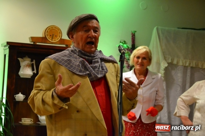 Zdjęcie w galerii na portalu naszraciborz.pl: Lwowska muzyka, przepiękne stroje i dekoracje, czyli Lwowska domówka na Zamku Piastowskim  wiadomości z regionu