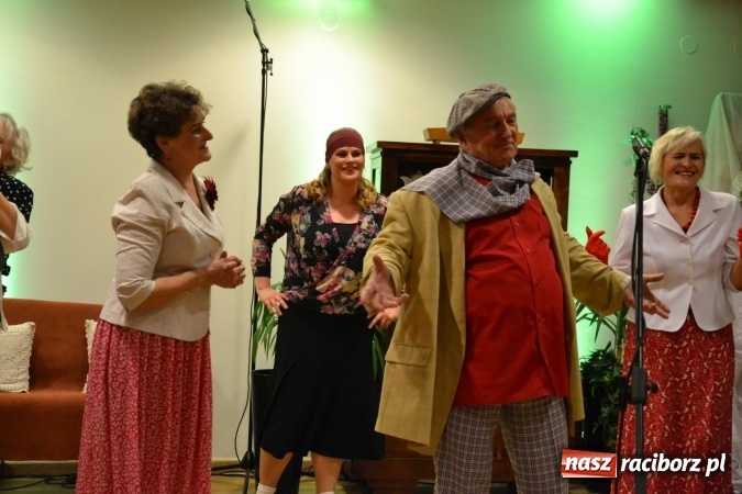 Zdjęcie w galerii na portalu naszraciborz.pl: Lwowska muzyka, przepiękne stroje i dekoracje, czyli Lwowska domówka na Zamku Piastowskim  wiadomości z regionu