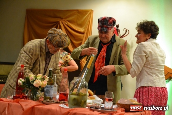 Zdjęcie w galerii na portalu naszraciborz.pl: Lwowska muzyka, przepiękne stroje i dekoracje, czyli Lwowska domówka na Zamku Piastowskim  wiadomości z regionu