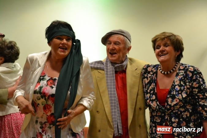 Zdjęcie w galerii na portalu naszraciborz.pl: Lwowska muzyka, przepiękne stroje i dekoracje, czyli Lwowska domówka na Zamku Piastowskim  wiadomości z regionu