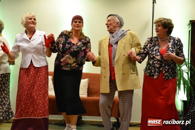 Zdjęcie w galerii na portalu naszraciborz.pl: Lwowska muzyka, przepiękne stroje i dekoracje, czyli Lwowska domówka na Zamku Piastowskim  wiadomości z regionu