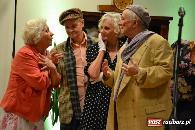 Zdjęcie w galerii na portalu naszraciborz.pl: Lwowska muzyka, przepiękne stroje i dekoracje, czyli Lwowska domówka na Zamku Piastowskim  wiadomości z regionu