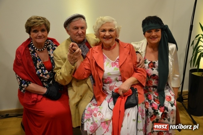 Zdjęcie w galerii na portalu naszraciborz.pl: Lwowska muzyka, przepiękne stroje i dekoracje, czyli Lwowska domówka na Zamku Piastowskim  wiadomości z regionu