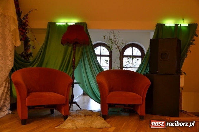 Zdjęcie w galerii na portalu naszraciborz.pl: Lwowska muzyka, przepiękne stroje i dekoracje, czyli Lwowska domówka na Zamku Piastowskim  wiadomości z regionu