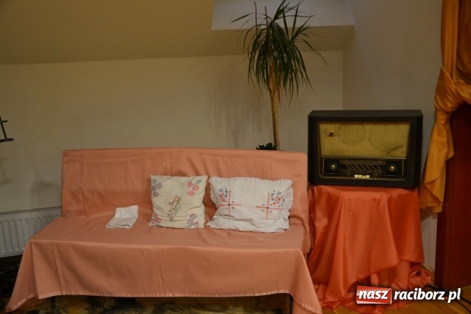 Zdjęcie w galerii na portalu naszraciborz.pl: Lwowska muzyka, przepiękne stroje i dekoracje, czyli Lwowska domówka na Zamku Piastowskim  wiadomości z regionu