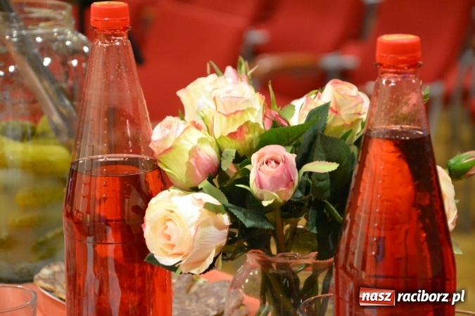 Zdjęcie w galerii na portalu naszraciborz.pl: Lwowska muzyka, przepiękne stroje i dekoracje, czyli Lwowska domówka na Zamku Piastowskim  wiadomości z regionu