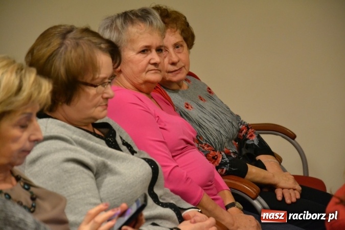 Zdjęcie w galerii na portalu naszraciborz.pl: Lwowska muzyka, przepiękne stroje i dekoracje, czyli Lwowska domówka na Zamku Piastowskim  wiadomości z regionu