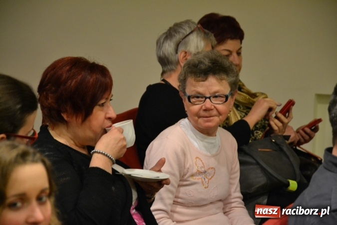 Zdjęcie w galerii na portalu naszraciborz.pl: Lwowska muzyka, przepiękne stroje i dekoracje, czyli Lwowska domówka na Zamku Piastowskim  wiadomości z regionu