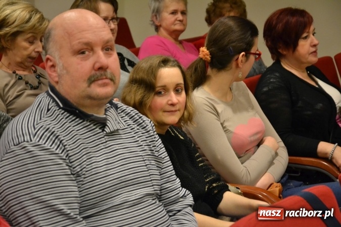 Zdjęcie w galerii na portalu naszraciborz.pl: Lwowska muzyka, przepiękne stroje i dekoracje, czyli Lwowska domówka na Zamku Piastowskim  wiadomości z regionu