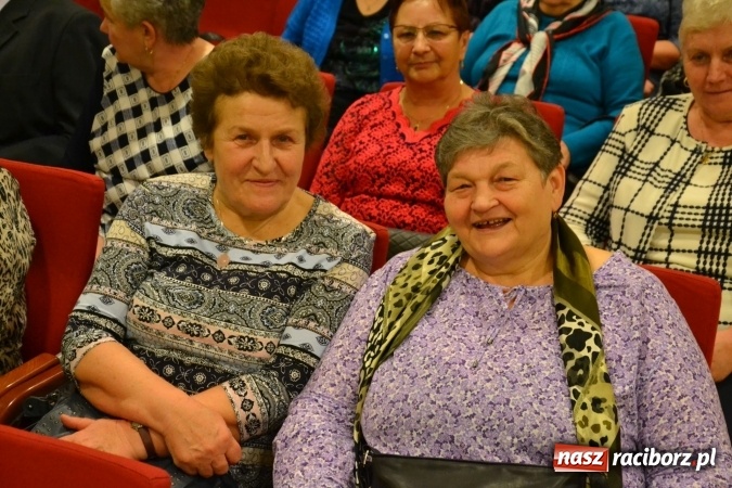 Zdjęcie w galerii na portalu naszraciborz.pl: Lwowska muzyka, przepiękne stroje i dekoracje, czyli Lwowska domówka na Zamku Piastowskim  wiadomości z regionu