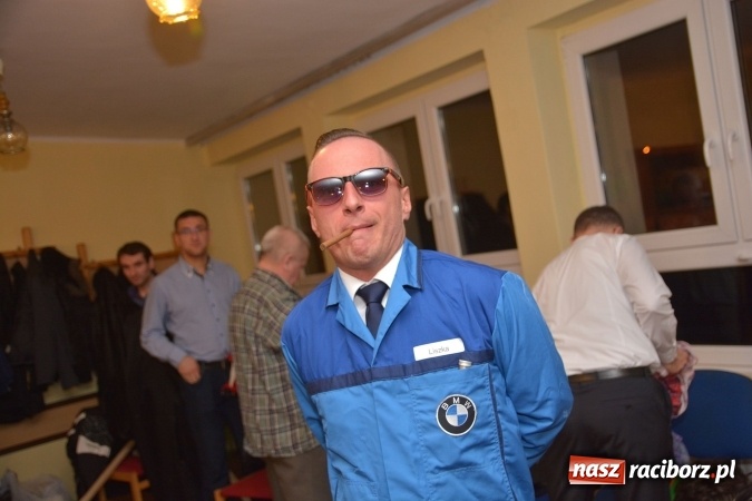 Zdjęcie w galerii na portalu naszraciborz.pl: I po karnawale. Pogrzebanie basa w Krzanowicach FOTO i WIDEO wiadomości z regionu