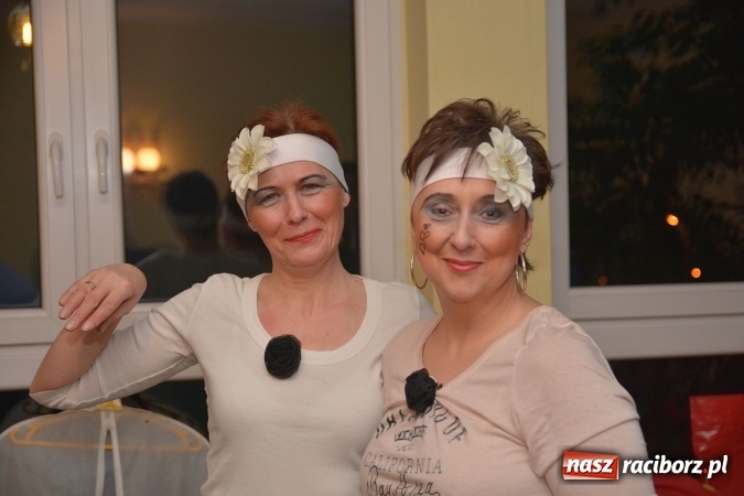 Zdjęcie w galerii na portalu naszraciborz.pl: I po karnawale. Pogrzebanie basa w Krzanowicach FOTO i WIDEO wiadomości z regionu