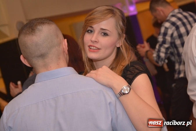 Zdjęcie w galerii na portalu naszraciborz.pl: I po karnawale. Pogrzebanie basa w Krzanowicach FOTO i WIDEO wiadomości z regionu