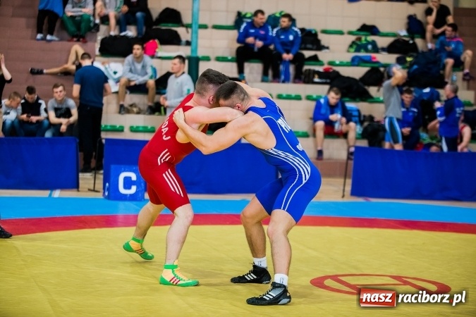 Zdjęcie w galerii na portalu naszraciborz.pl: Puchar Polski w zapasach w Rudniku wiadomości z regionu
