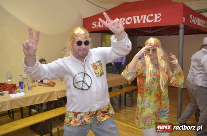 Zdjęcie w galerii na portalu naszraciborz.pl: Rewia gwiazd na ostatkach w Samborowicach FOTOREPORTRAŻ wiadomości z regionu