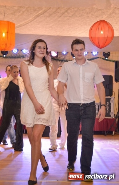 Zdjęcie w galerii na portalu naszraciborz.pl: Rewia gwiazd na ostatkach w Samborowicach FOTOREPORTRAŻ wiadomości z regionu