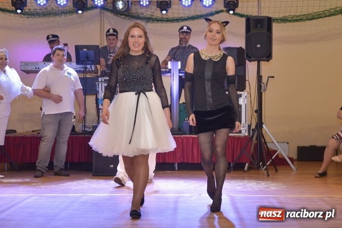 Zdjęcie w galerii na portalu naszraciborz.pl: Rewia gwiazd na ostatkach w Samborowicach FOTOREPORTRAŻ wiadomości z regionu