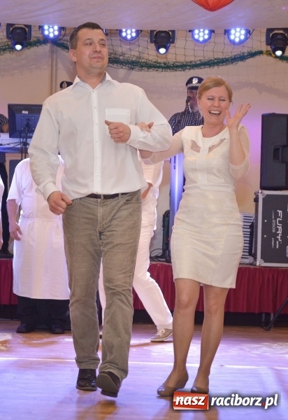 Zdjęcie w galerii na portalu naszraciborz.pl: Rewia gwiazd na ostatkach w Samborowicach FOTOREPORTRAŻ wiadomości z regionu