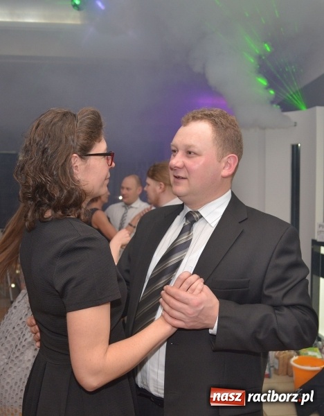 Zdjęcie w galerii na portalu naszraciborz.pl: Twork&oacute;w żegnał karnawał na zabawie szkolnej wiadomości z regionu