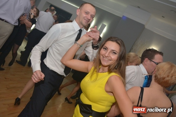 Zdjęcie w galerii na portalu naszraciborz.pl: Twork&oacute;w żegnał karnawał na zabawie szkolnej wiadomości z regionu