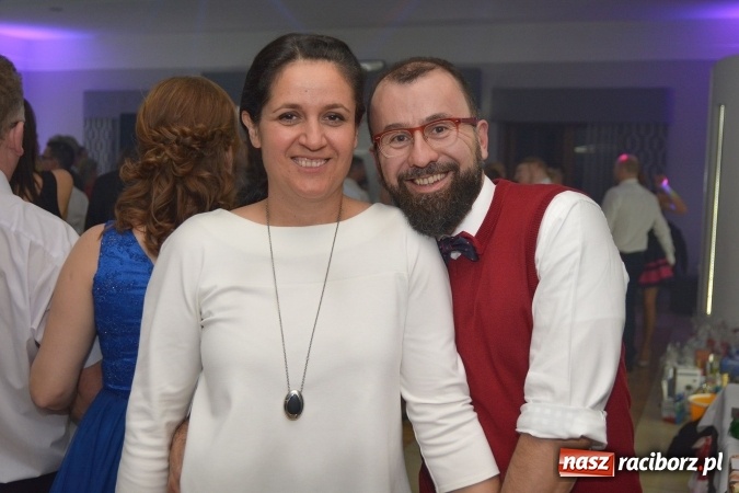 Zdjęcie w galerii na portalu naszraciborz.pl: Twork&oacute;w żegnał karnawał na zabawie szkolnej wiadomości z regionu