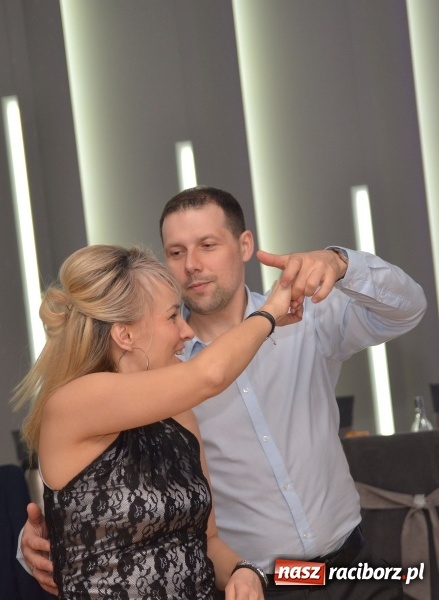 Zdjęcie w galerii na portalu naszraciborz.pl: Twork&oacute;w żegnał karnawał na zabawie szkolnej wiadomości z regionu