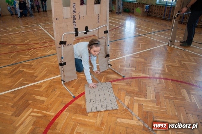 Zdjęcie w galerii na portalu naszraciborz.pl: Książęta Raciborscy? Od lat patronują raciborskiej szkole! Dni otwarte w SP18 wiadomości z regionu