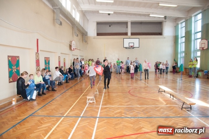 Zdjęcie w galerii na portalu naszraciborz.pl: Książęta Raciborscy? Od lat patronują raciborskiej szkole! Dni otwarte w SP18 wiadomości z regionu