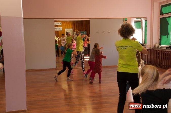 Zdjęcie w galerii na portalu naszraciborz.pl: Książęta Raciborscy? Od lat patronują raciborskiej szkole! Dni otwarte w SP18 wiadomości z regionu