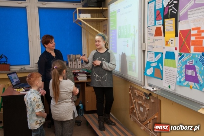 Zdjęcie w galerii na portalu naszraciborz.pl: Książęta Raciborscy? Od lat patronują raciborskiej szkole! Dni otwarte w SP18 wiadomości z regionu