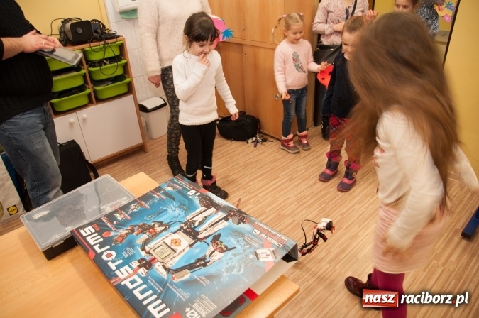 Zdjęcie w galerii na portalu naszraciborz.pl: Książęta Raciborscy? Od lat patronują raciborskiej szkole! Dni otwarte w SP18 wiadomości z regionu