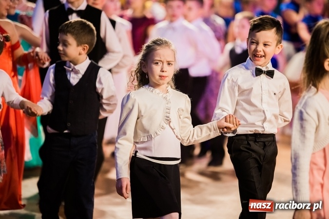 Zdjęcie w galerii na portalu naszraciborz.pl: Dziecięca Karnawałowa Rewia Tańca wiadomości z regionu