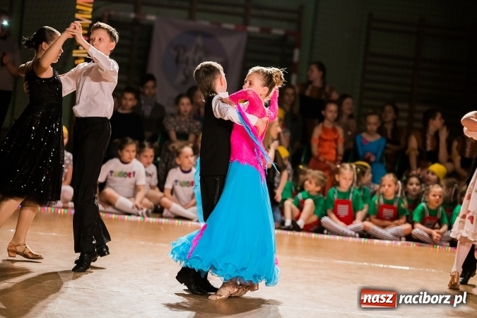 Zdjęcie w galerii na portalu naszraciborz.pl: Dziecięca Karnawałowa Rewia Tańca wiadomości z regionu